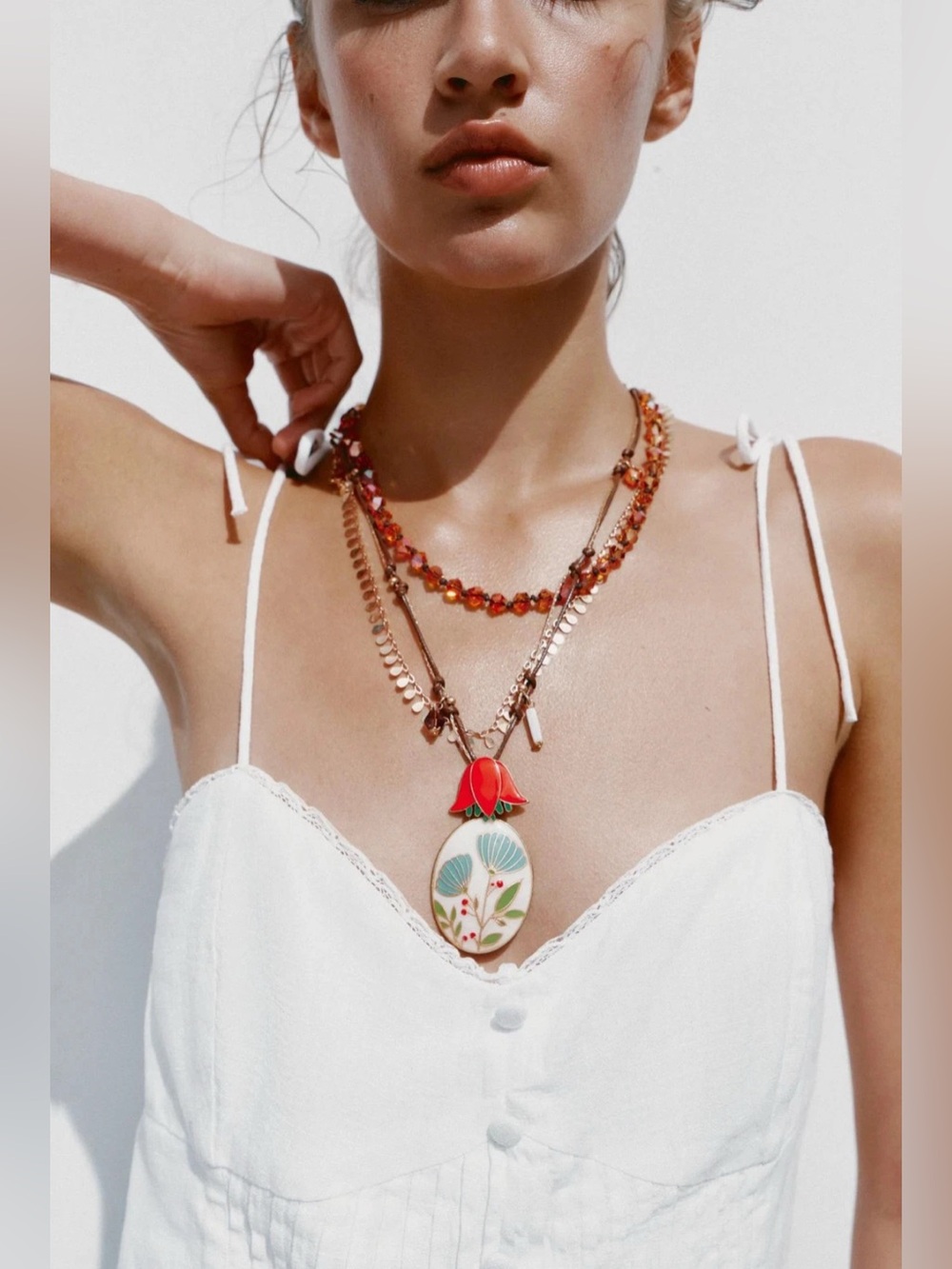 ZARA 3-PACK OF BEADED FLOWER NECKLACES